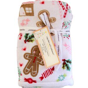 Cupcakes and Cashmere Set of 2 Hand Towels Christmas Holiday Candy NWT Cotton